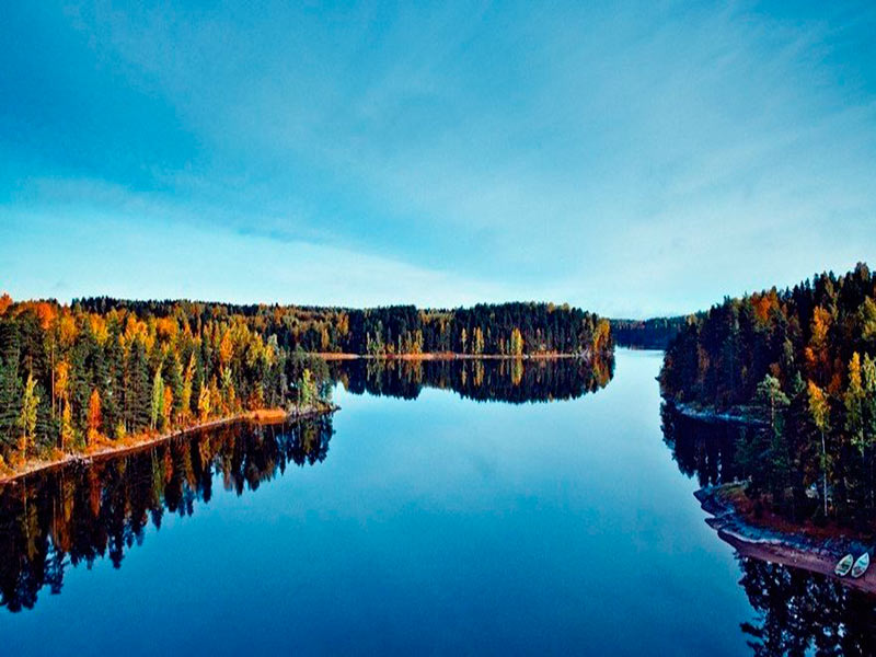 Какую страну называют страной тысячи озер. Озеро Саймаа Финляндия. Озеро Сайма (Юго-Восток Финляндии). Озеро Суоми Финляндия. Озеро Штерн Финляндия.